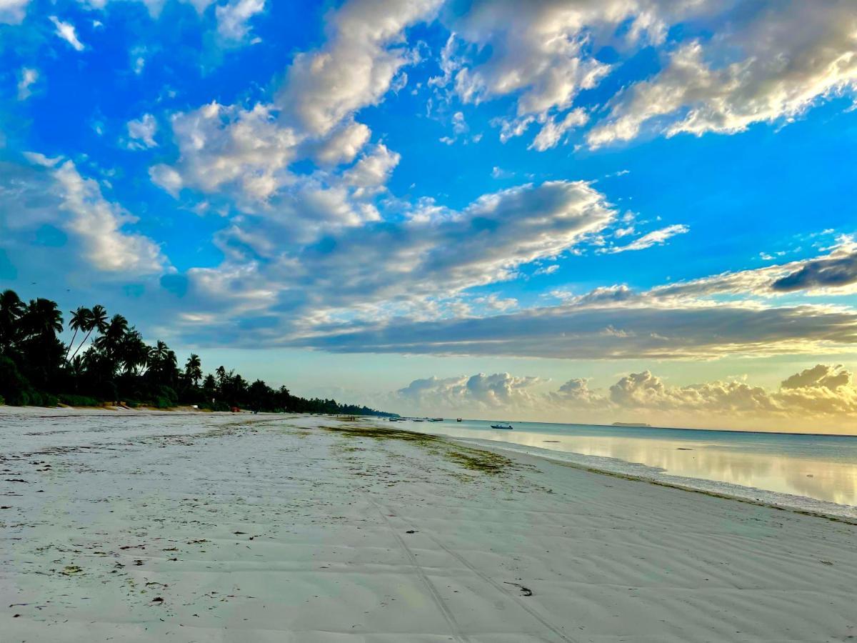 Mambo Beach Villas マテムウェ エクステリア 写真